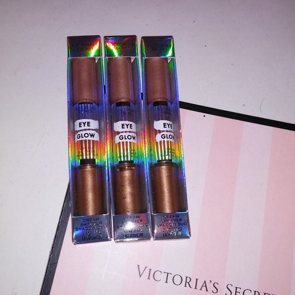 Victoria Secret Eye Shadow Duo - Picture 5 of 6